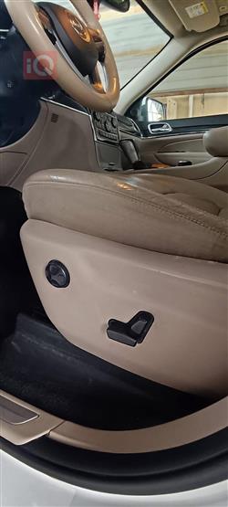 جیپ گراند شیرۆکی